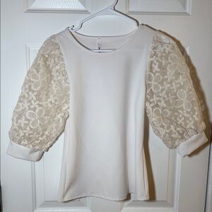 Elegant White Lace Sleeve Top